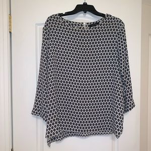 Atmosphere Patterned Long-Sleeved Blouse